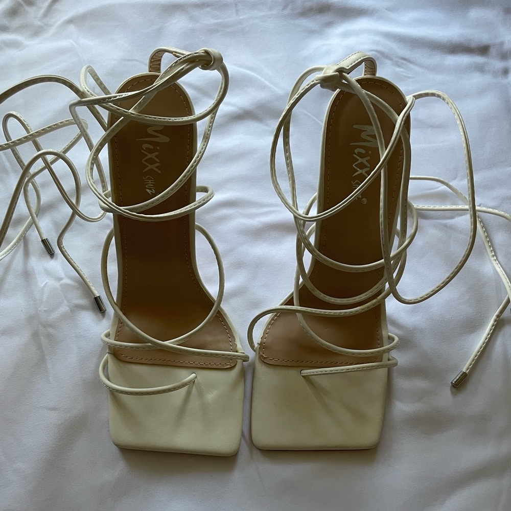 Mixx Shuz Cream Lace-Up Square Toe Heels